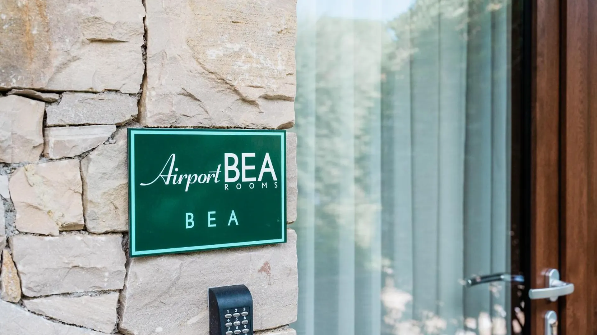 Airport Bea Rooms Azzano San Paolo 0*,  Italië