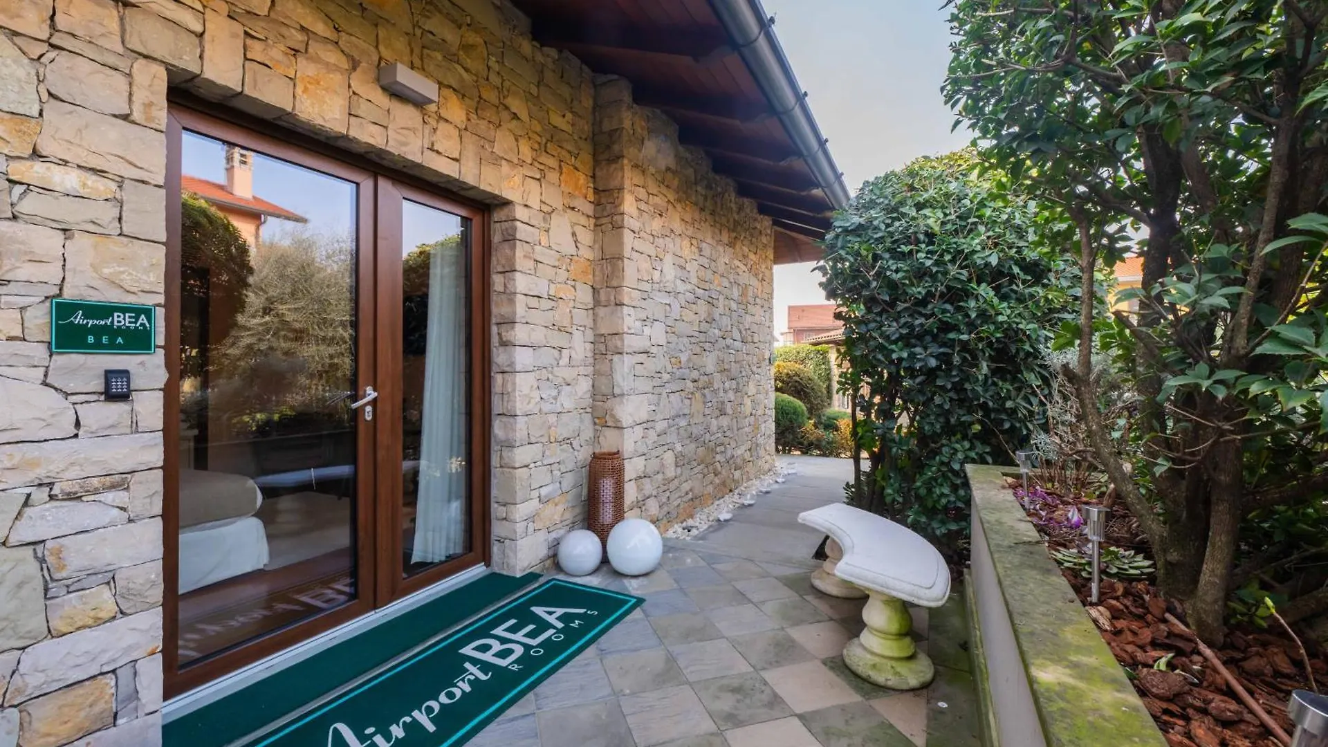 Bed & Breakfast Airport Bea Rooms Azzano San Paolo Italia